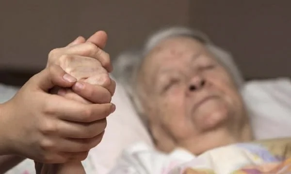 Tại sao không để nước mắt rơi vào người chết, Điều cấm kỵ